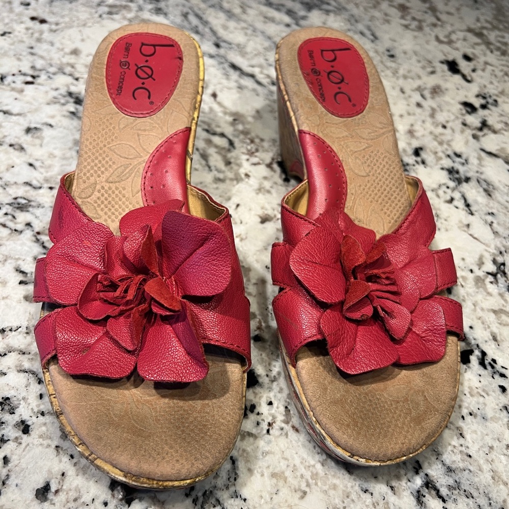 B.O.C Women’s Fortune Flower Sandals -pink
